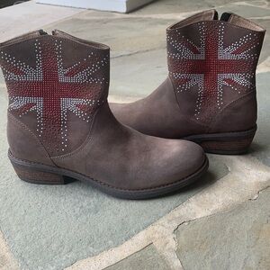 Short Western Style boots With Metallic Studs